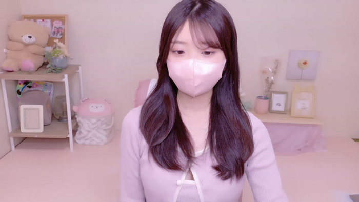 xyMOMOyx