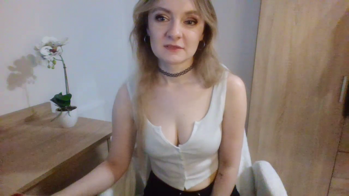 AlmaAlone
