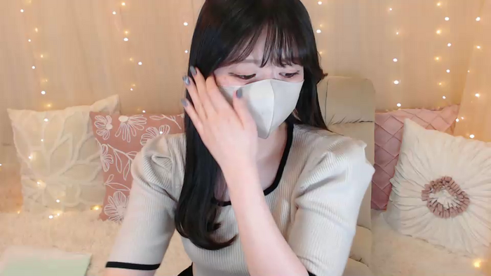 Yuix0
