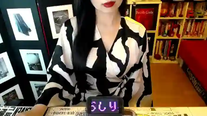 2025/07/19/sakuralivejp-ayumio8o-04-06-21