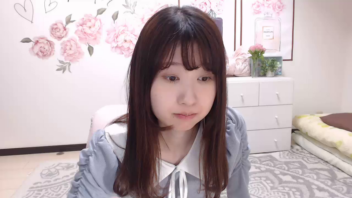 oREINAxxQ