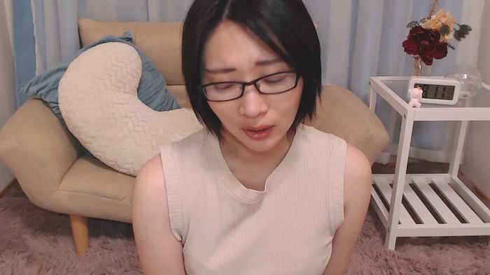 opYuKiNoq