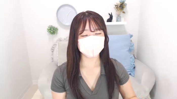 YUIssQ