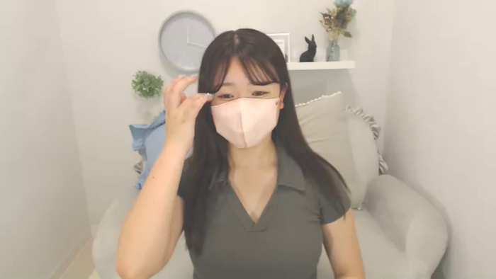 YUIssQ