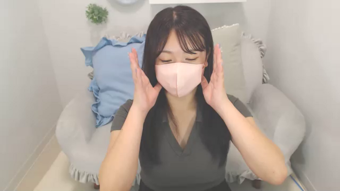 YUIssQ