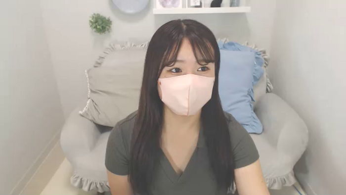 YUIssQ