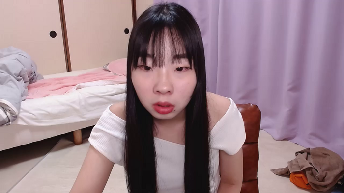 ccMIKUoo