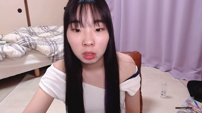 ccMIKUoo