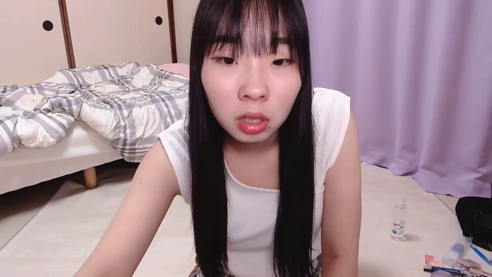 ccMIKUoo
