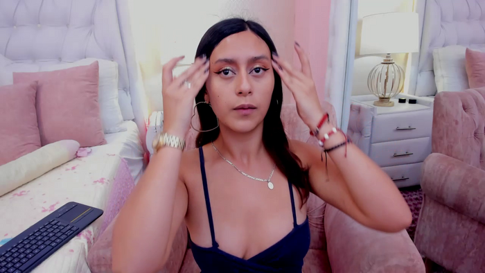 MiaLewis