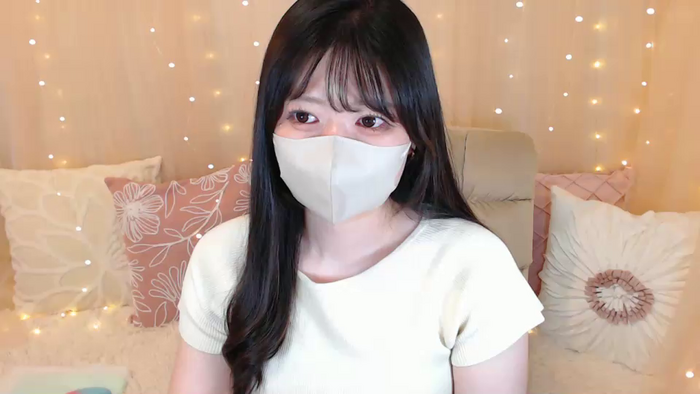 Yuix0