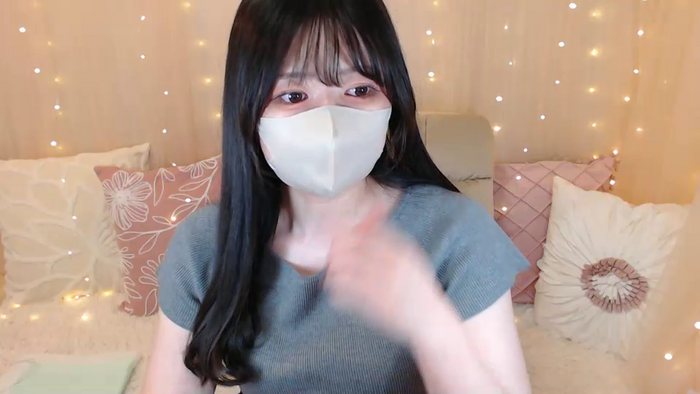 Yuix0