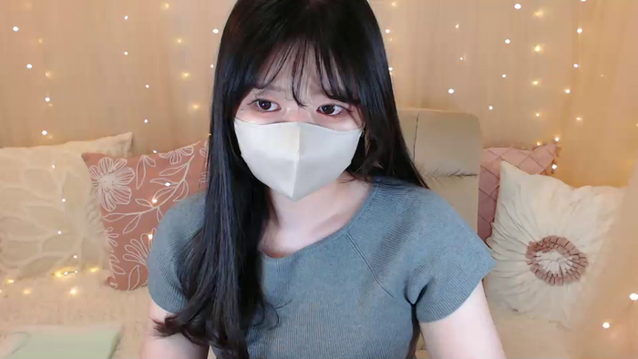 Yuix0