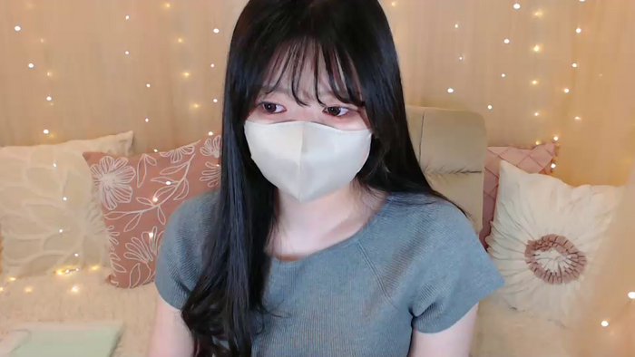 Yuix0