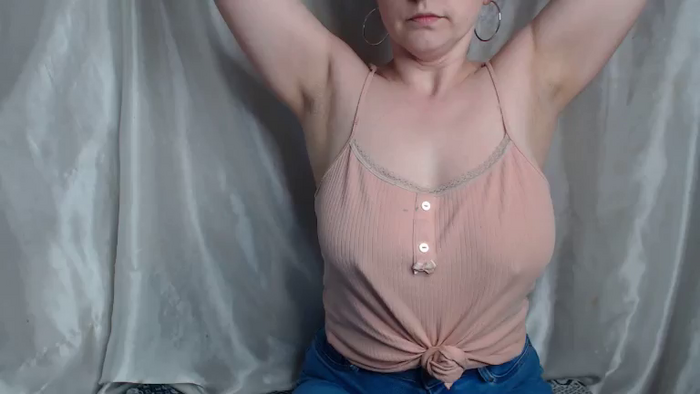 BettyGirlKiss
