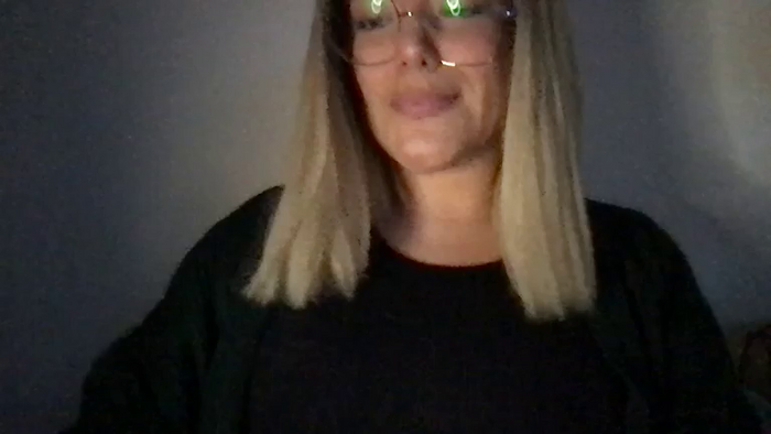 MistressLouUK