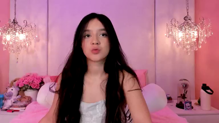 Cora_Star