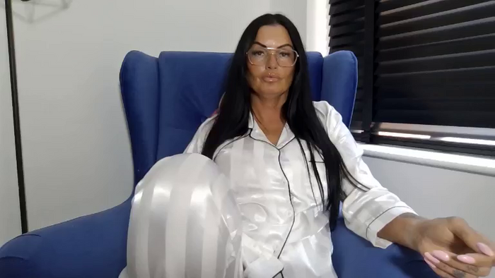 BellaVixen23