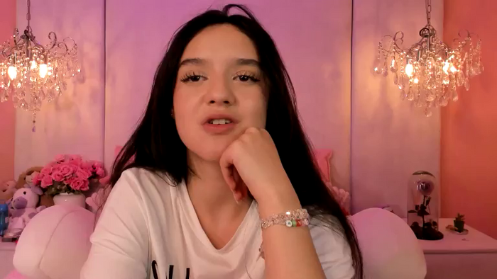 Cora_Star