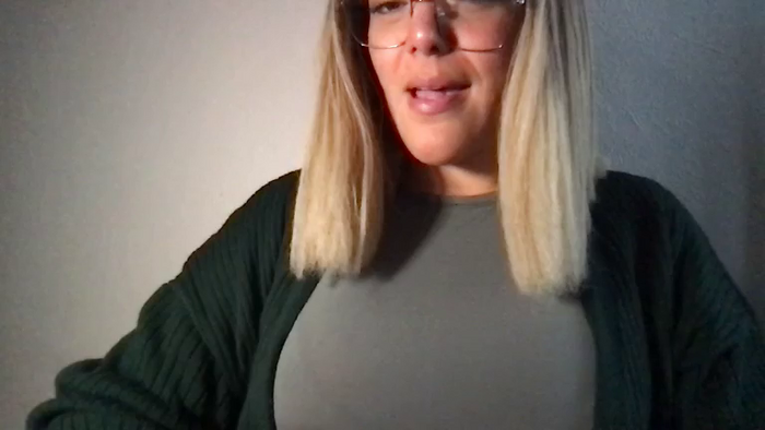 MistressLouUK