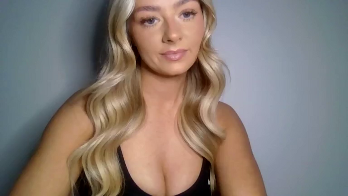 X_Zoey_UK