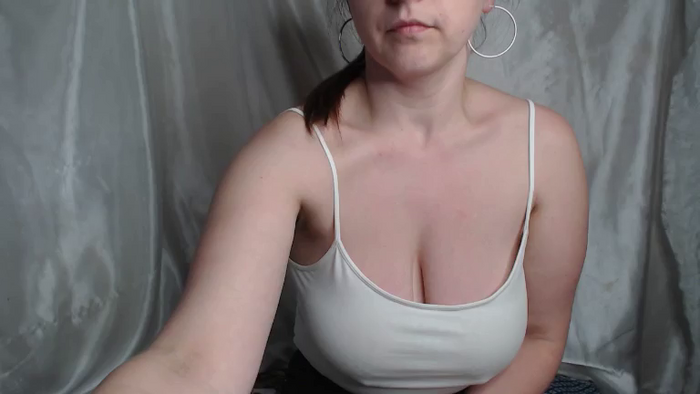 BettyGirlKiss