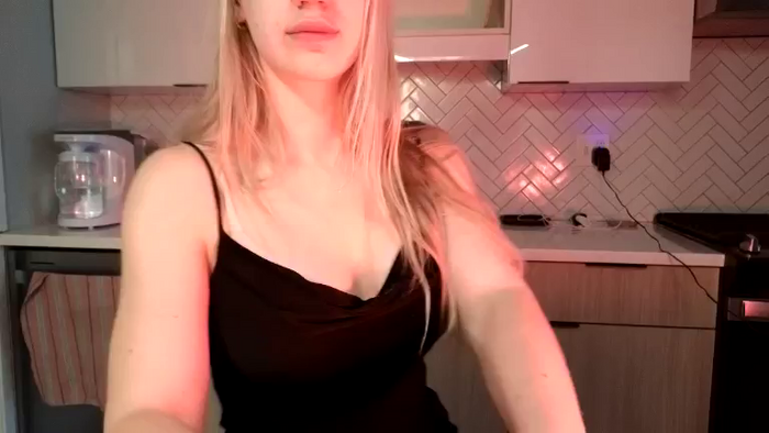 LunaBlondSexy
