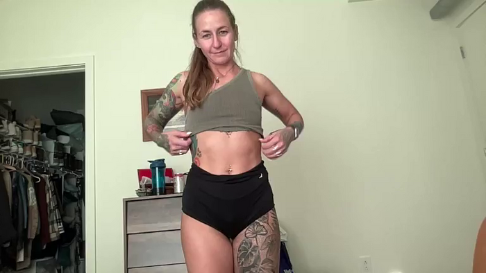 Beebeefitgirl