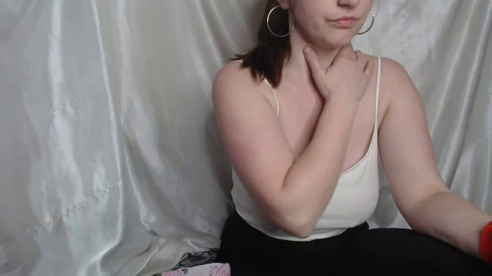 BettyGirlKiss