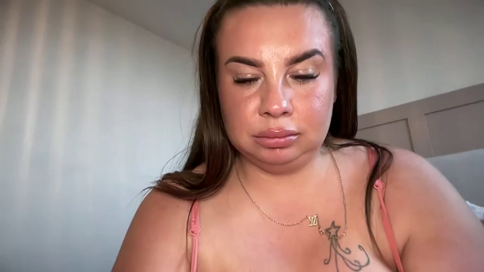 CharlieFoxxxUK