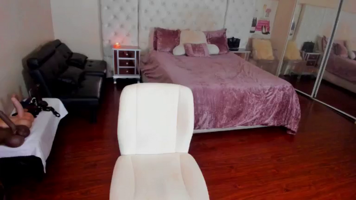 Maia_Divine