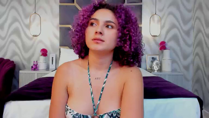 HollyJhonson