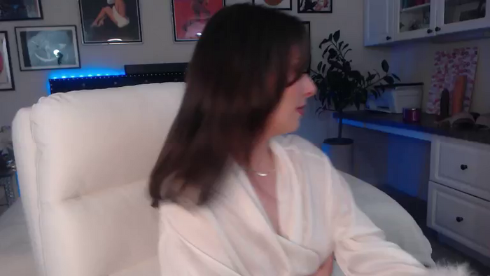 Stassie_Jones