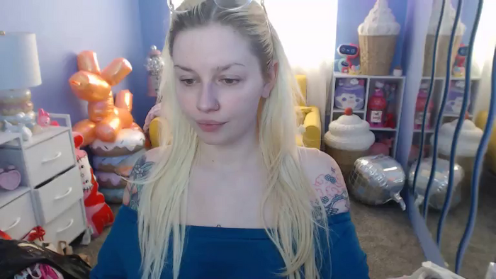 Angelina_Glass