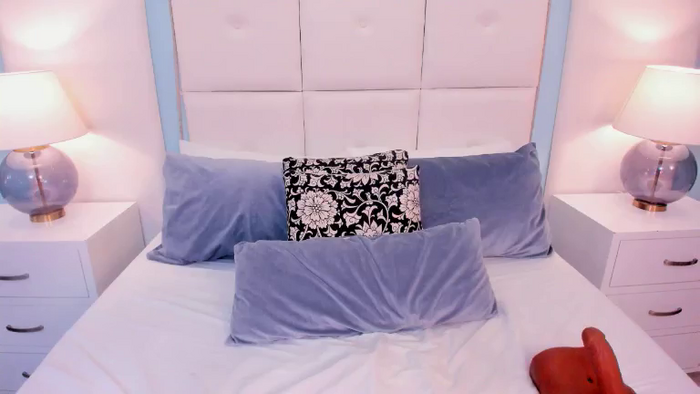 BellaTunder