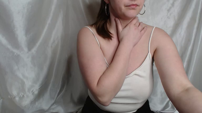 BettyGirlKiss