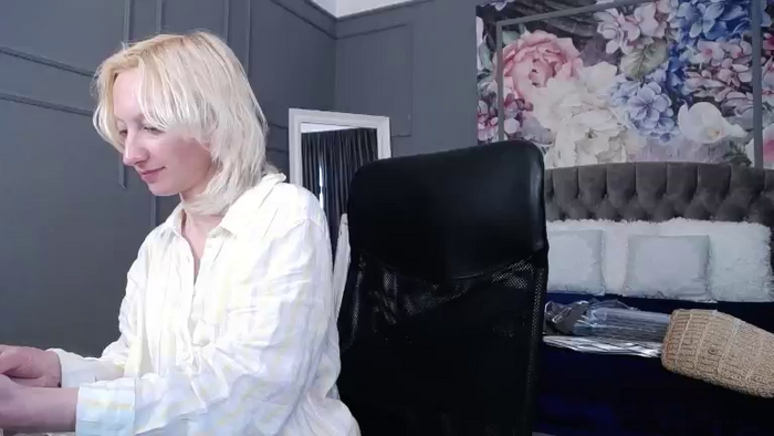 NatalieXBitton