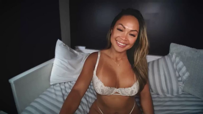 miaqueen143