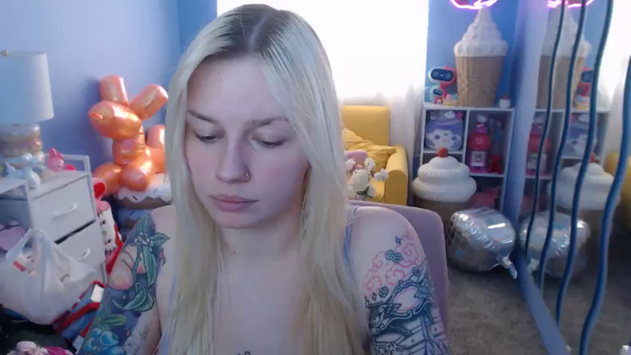 Angelina_Glass