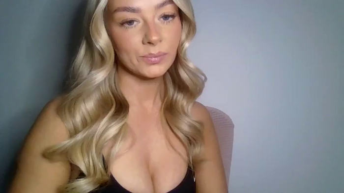 X_Zoey_UK