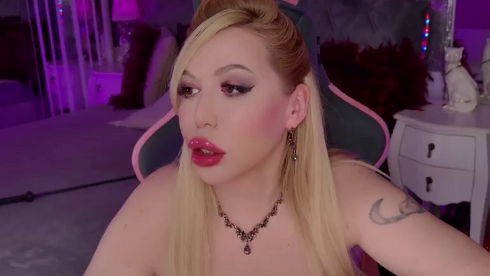 Alpha_Goddess