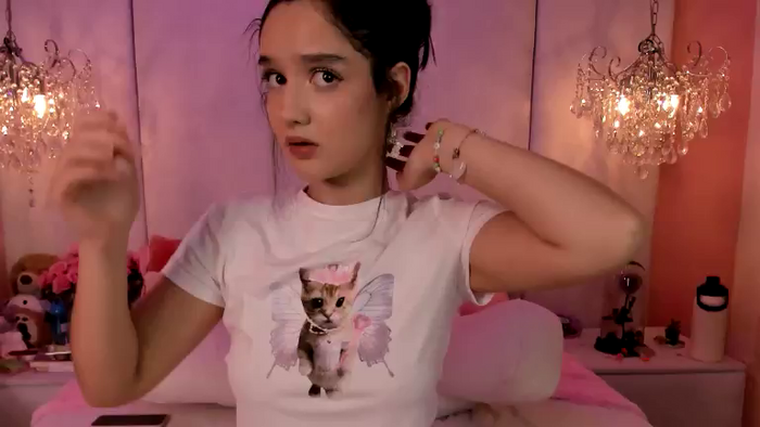 Cora_Star