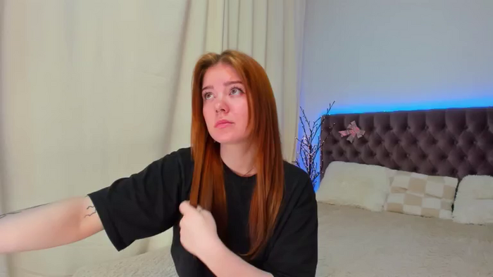 EllaMyerss