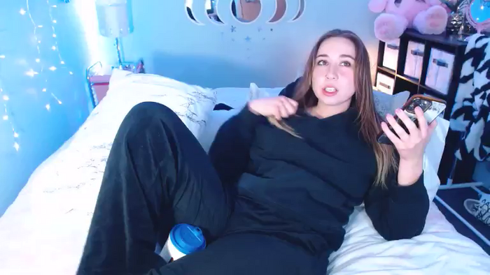 Lacey_Prescott