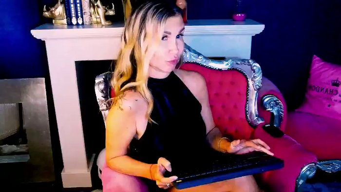 MillaVonLove