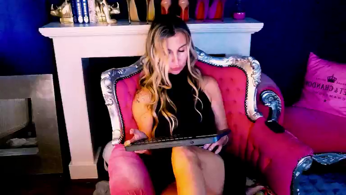 MillaVonLove