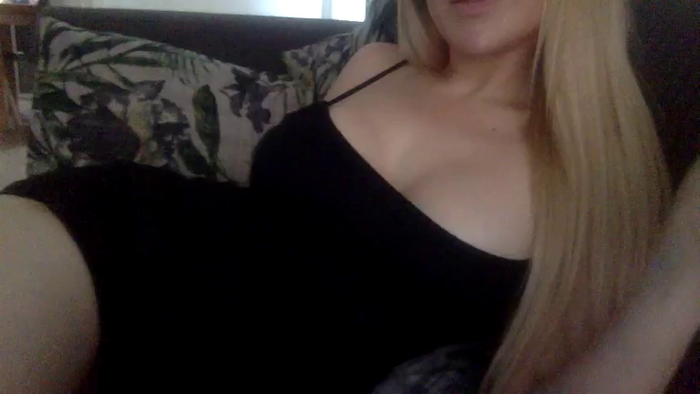 XIzzzabellla_bondX