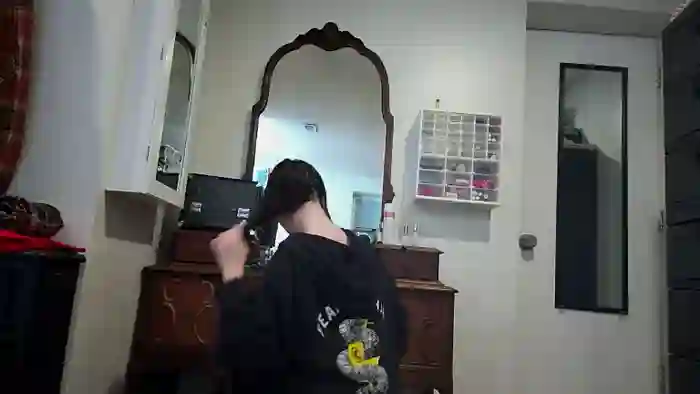 2025/05/05/streamate-suzyque-02-35-55