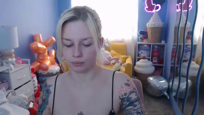 Angelina_Glass