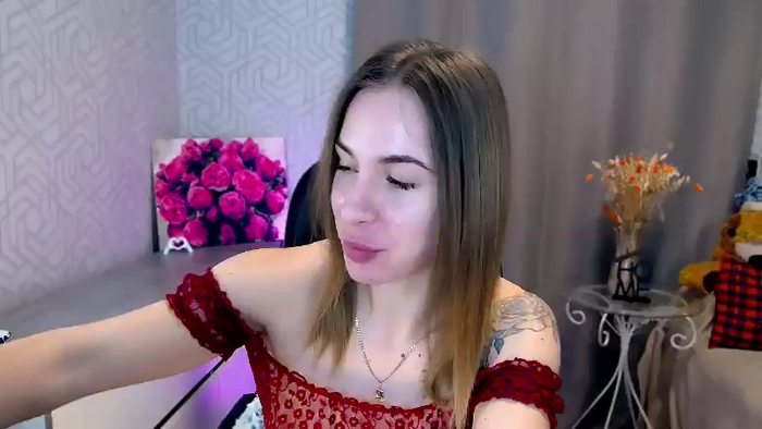 MeganNaughtyy